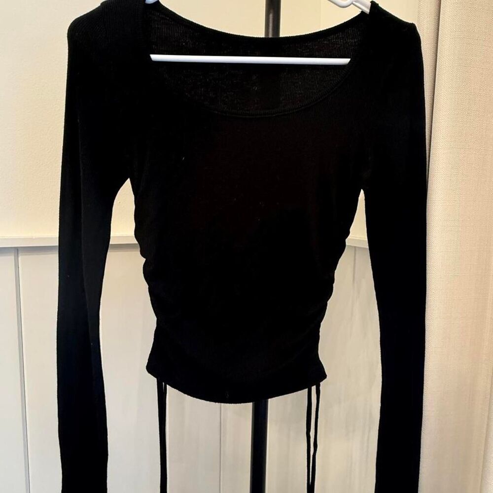 Unbranded Women's Black Shirt